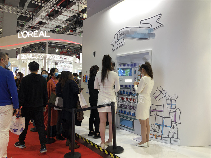 智能无人自动售货机,未来新零售发展趋势！